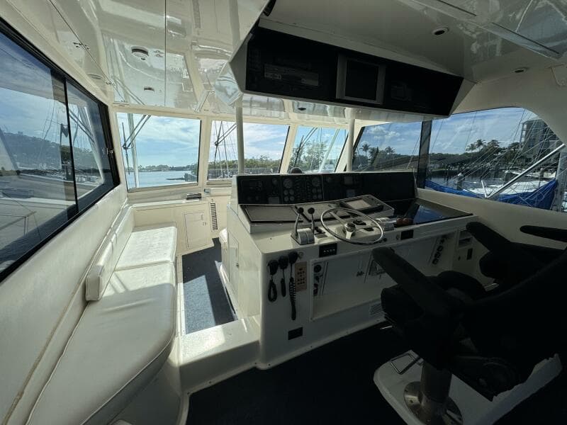 1995 Viking 58 Convertible