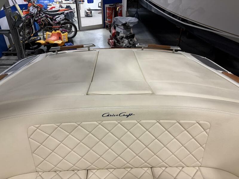 2020 Chris-Craft 