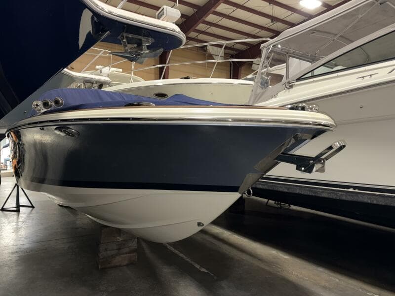 2020 Chris-Craft 