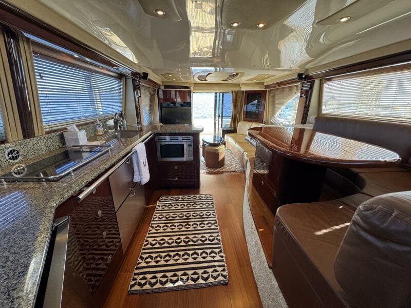 2007 Sea Ray 58 Sedan Bridge