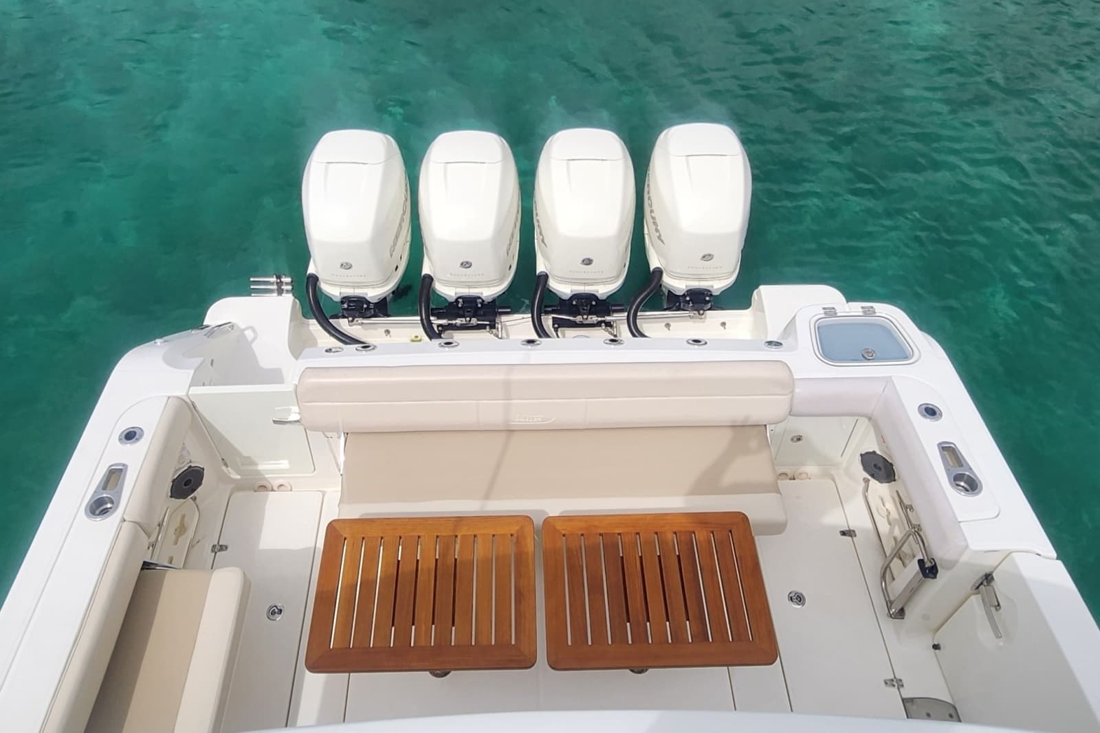 2020 Boston Whaler Outrage