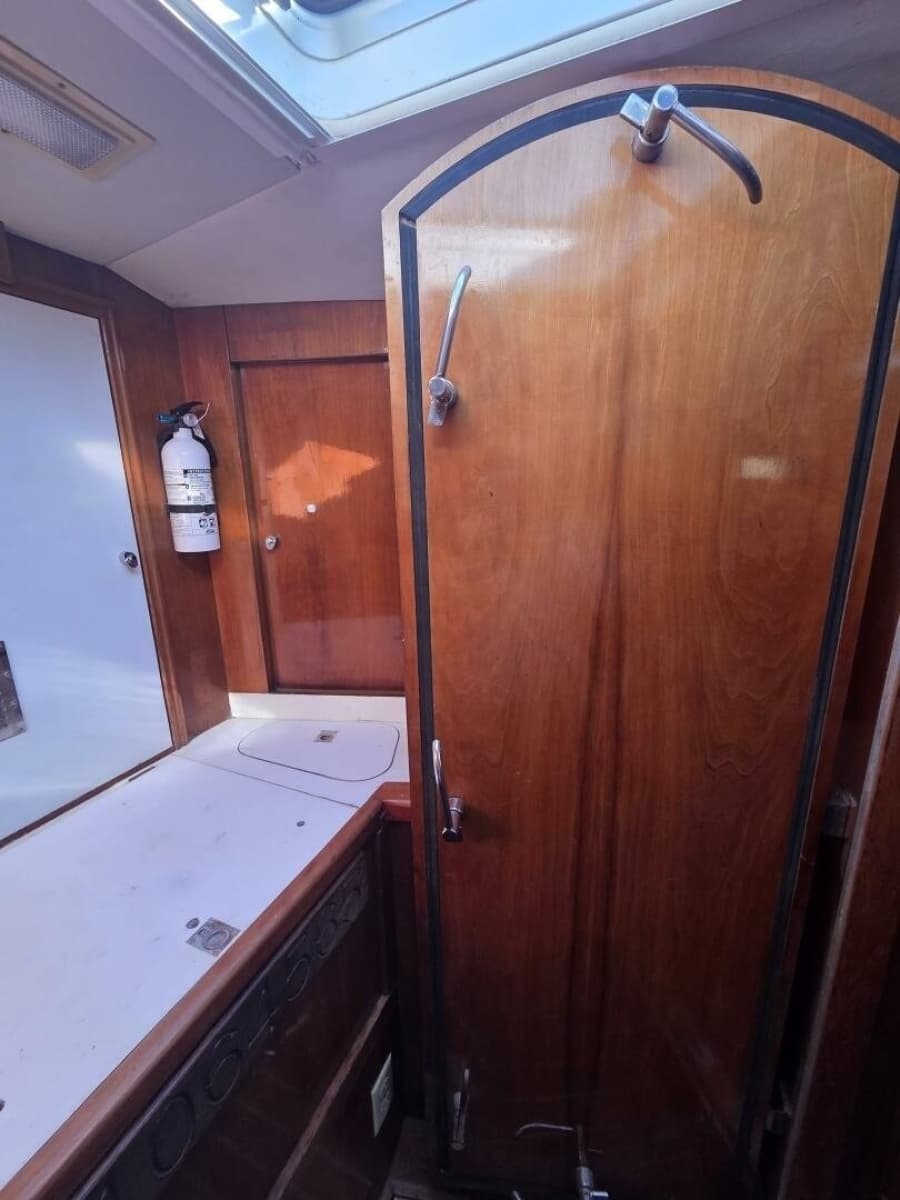 1998 Oyster 485