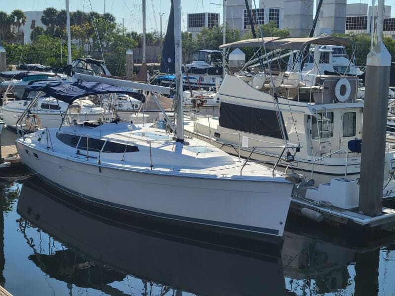 2013 Hunter 33