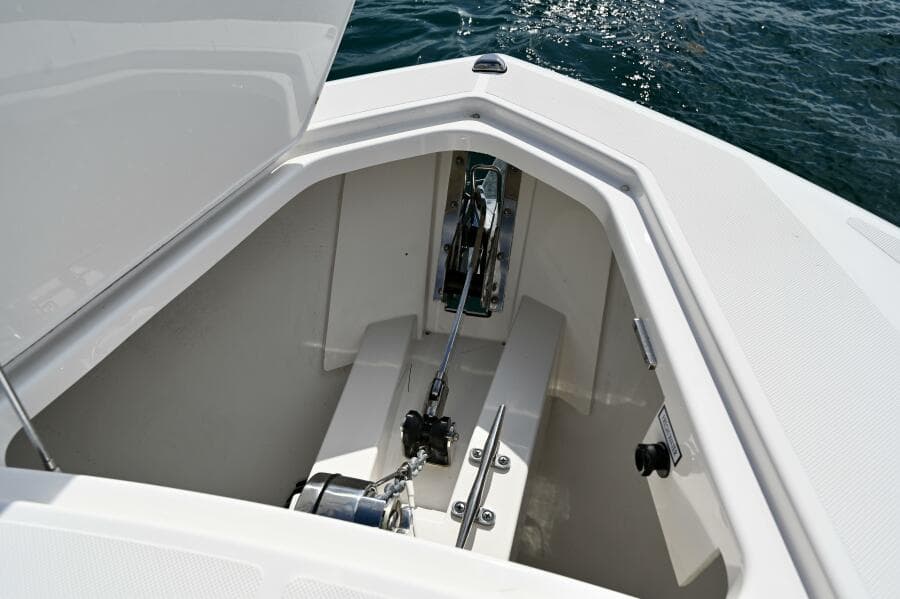 2023 Tiara Yachts 38 LS
