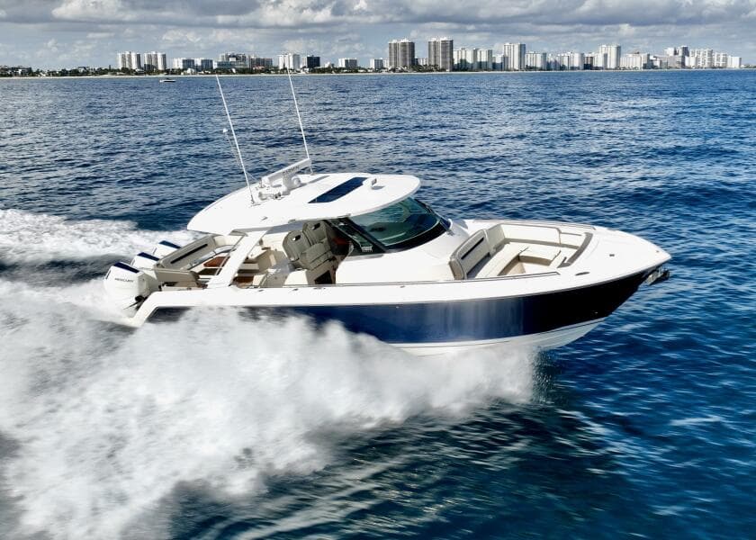 2023 Tiara Yachts 38 LS