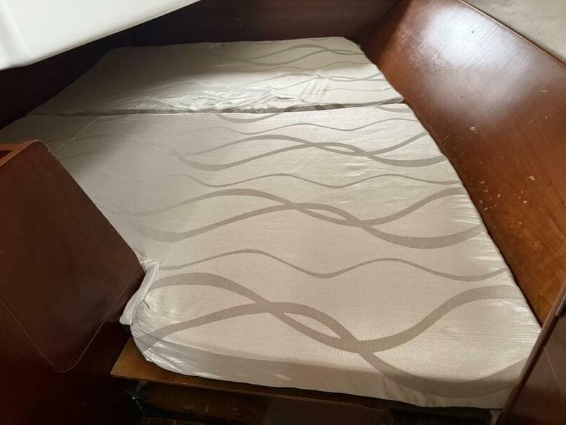 1998 Beneteau 