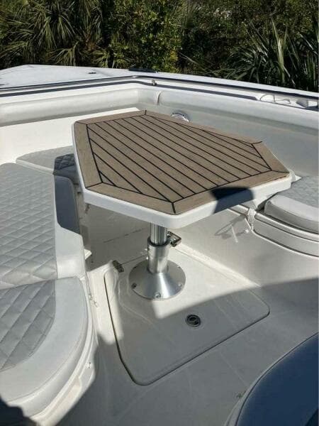 2016 Boston Whaler 350 Outrage