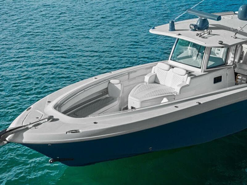 2023 HCB 42 Lujo