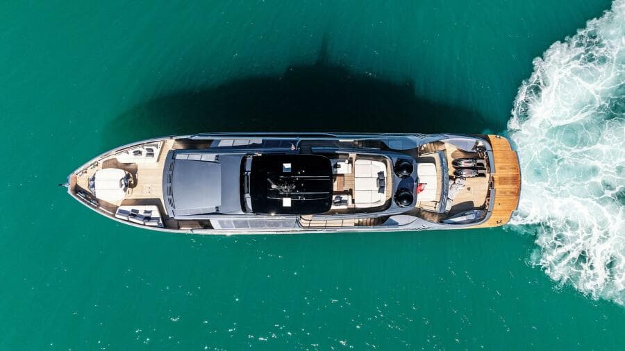 2023 Pershing GTX Motoryacht