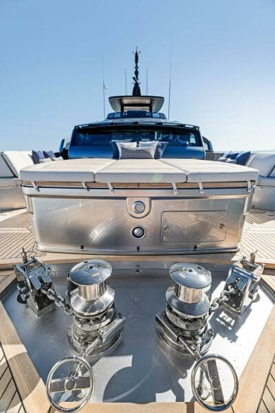 2023 Pershing GTX Motoryacht