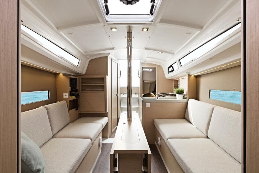 2027 Beneteau Oceanis 30.1
