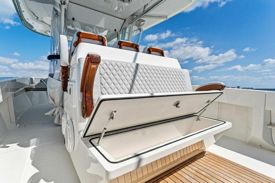 2015 Bahama 41