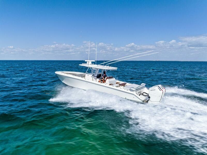 2015 Bahama 41