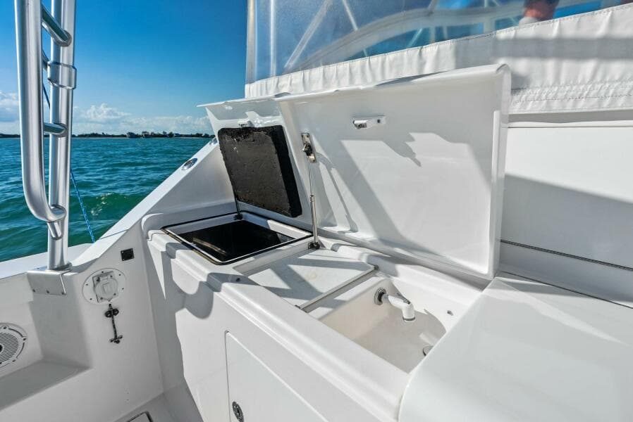 2006 Cabo 45 Express