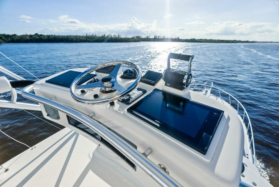 2006 Cabo 45 Express