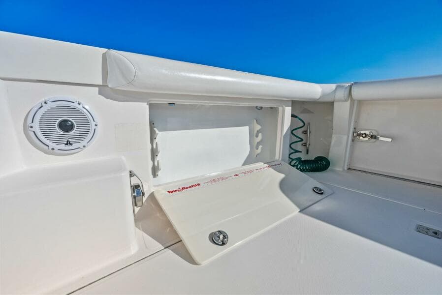 2006 Cabo 45 Express