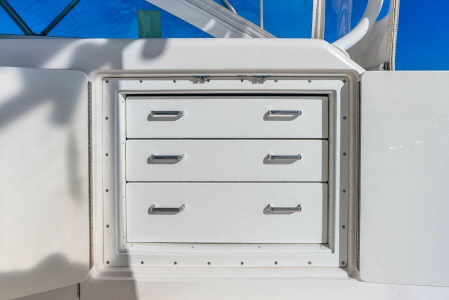 2006 Cabo 45 Express