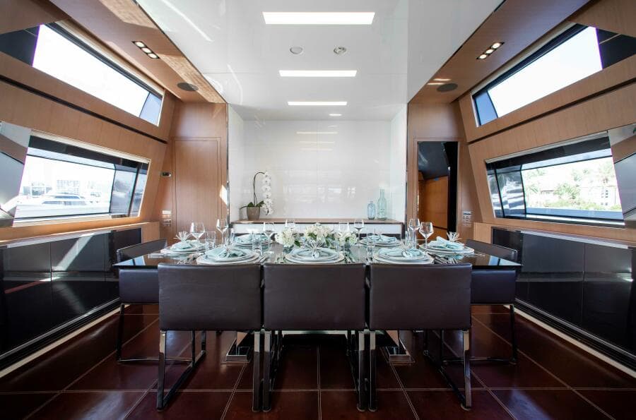 2014 Riva Mythos
