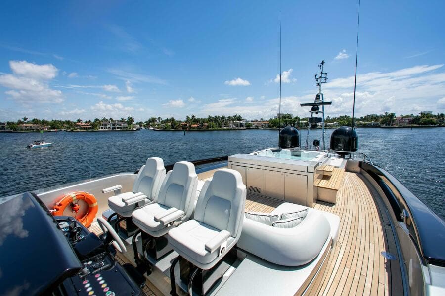 2014 Riva Mythos
