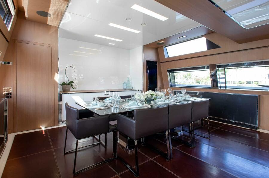2014 Riva Mythos