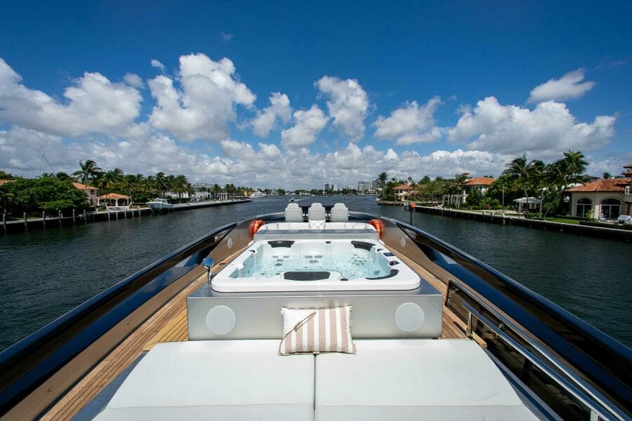 2014 Riva Mythos