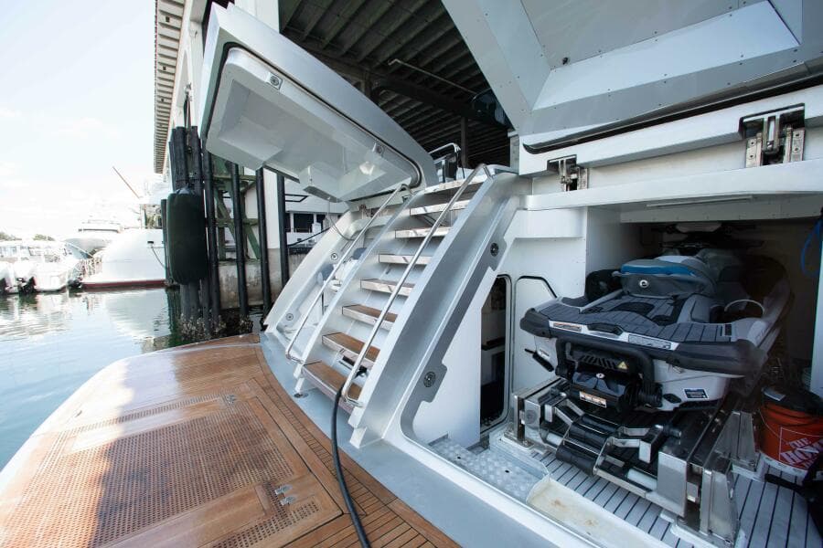 2014 Riva Mythos