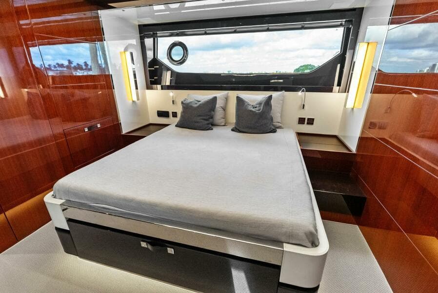 2021 Riva 56' Rivale