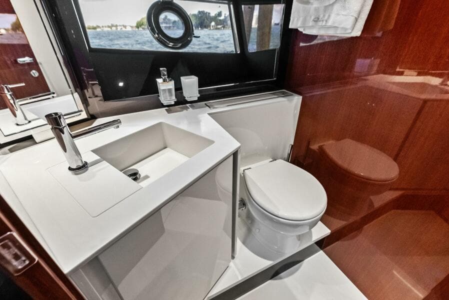2021 Riva 56' Rivale