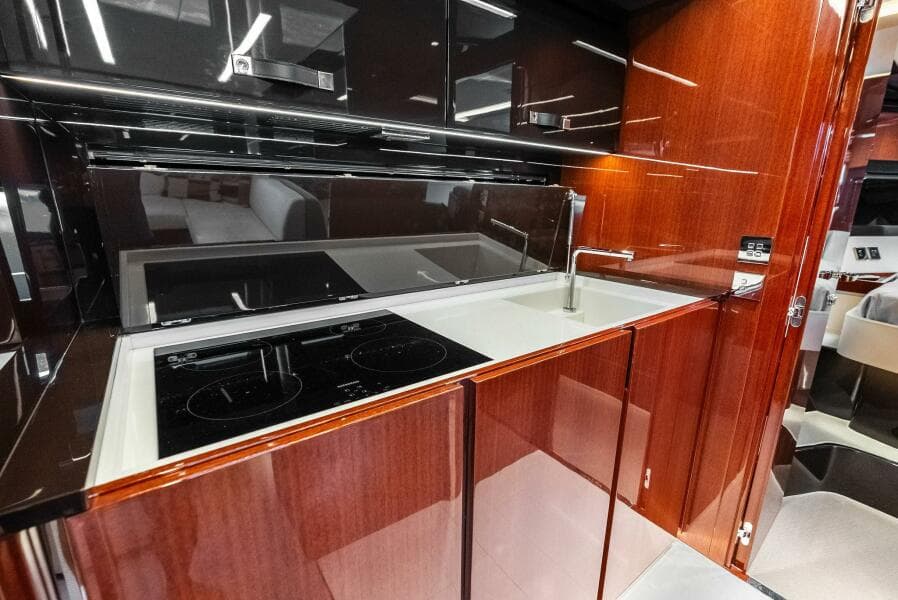 2021 Riva 56' Rivale