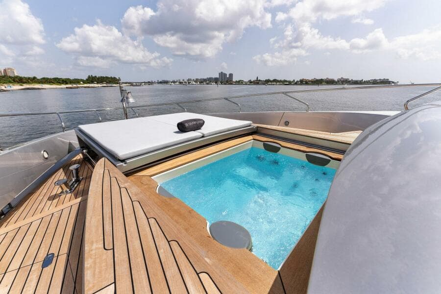 2023 Riva Dolcevita