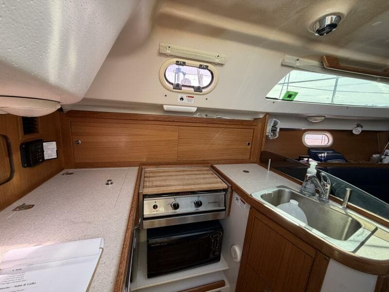 2010 Catalina 309