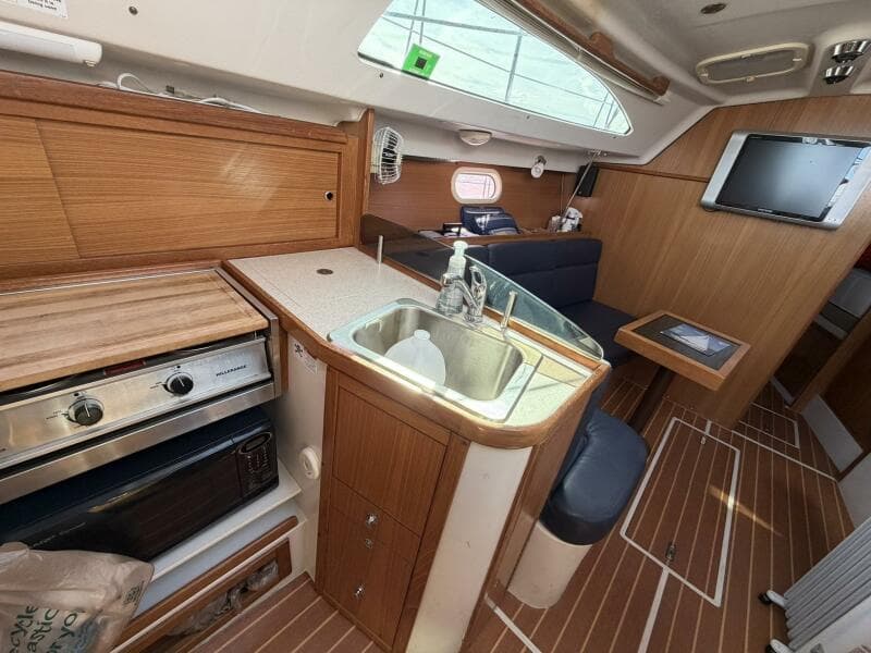 2010 Catalina 309