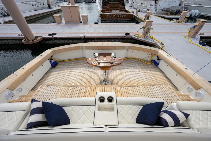 Viking  92 SPECULATOR - Cockpit