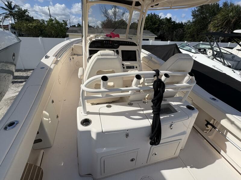 2018 Grady-White Canyon 306