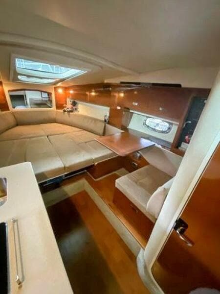 2010 Sea Ray 310 Sundancer