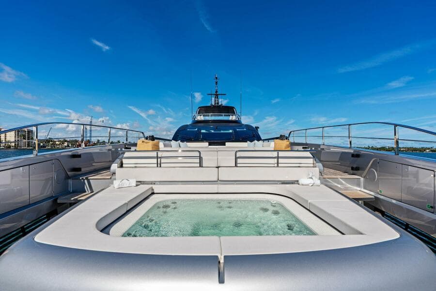 2025 Riva Bellissima