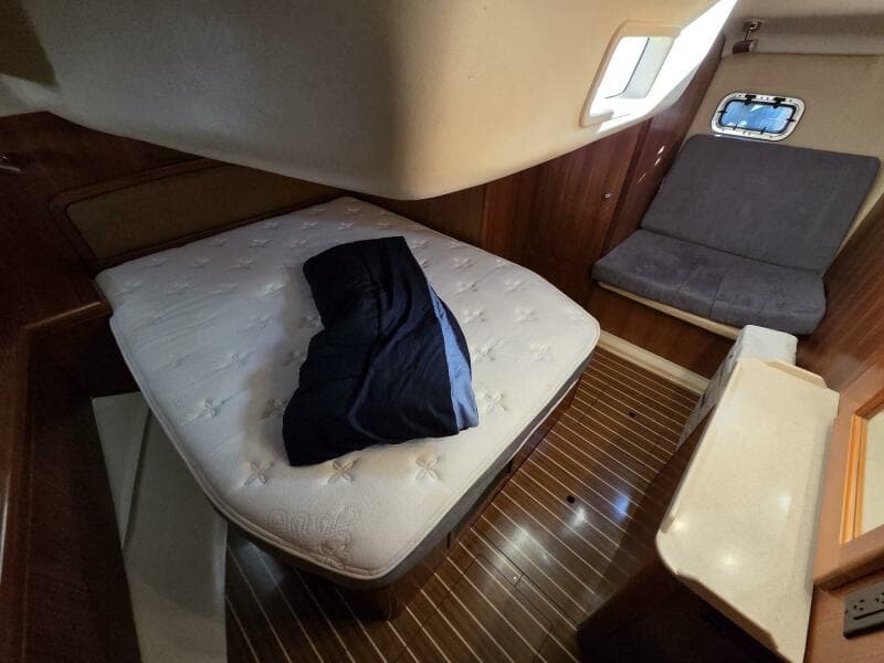 Aft owner's berth