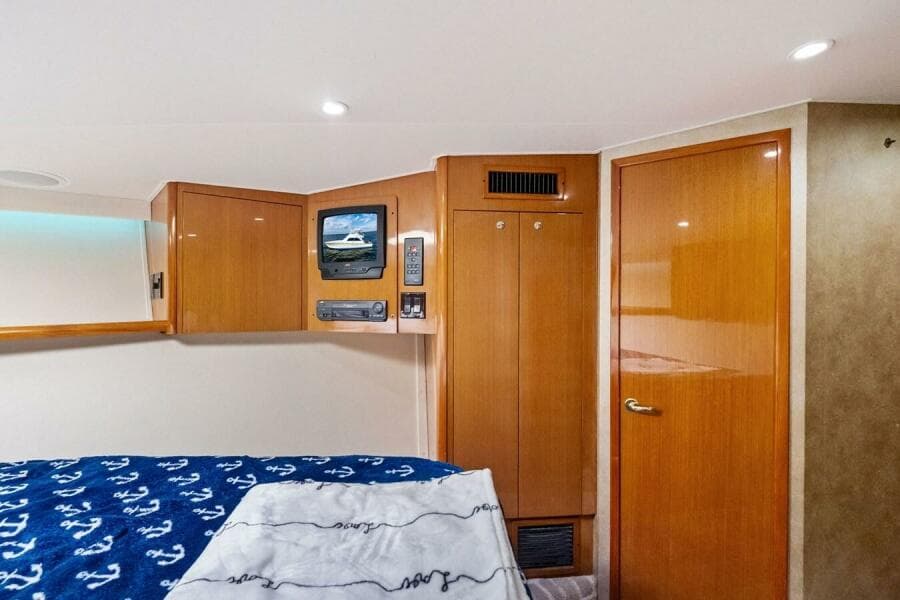 2001 Viking Sportfish
