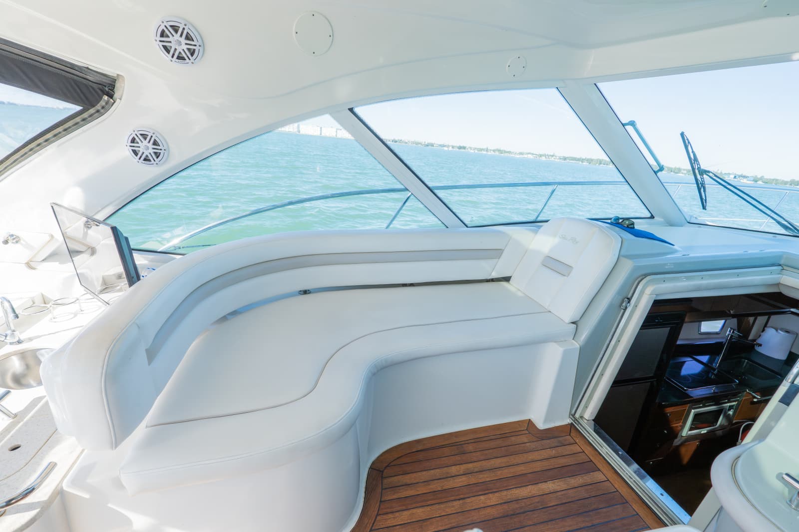 2010 Sea Ray 50 SUNDANCER