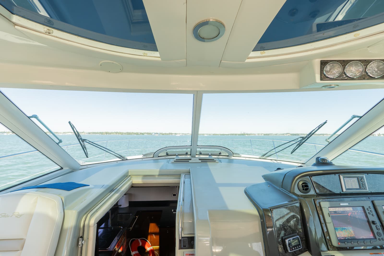 2010 Sea Ray 50 SUNDANCER