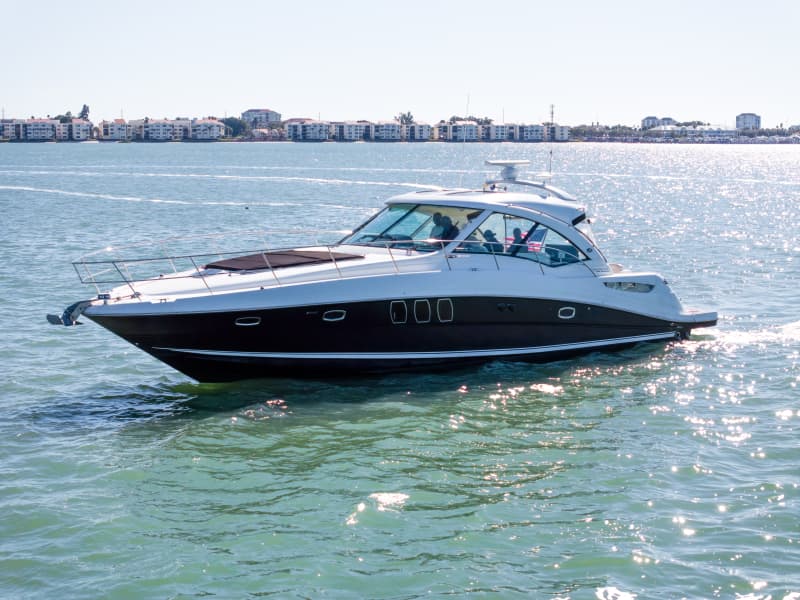 2010 Sea Ray 50 SUNDANCER