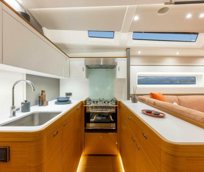 2027 Beneteau First 60