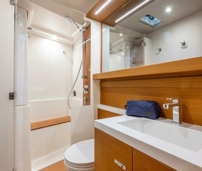 2027 Beneteau First 60