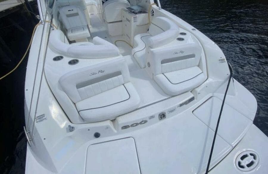 2010 Sea Ray 300 SLX