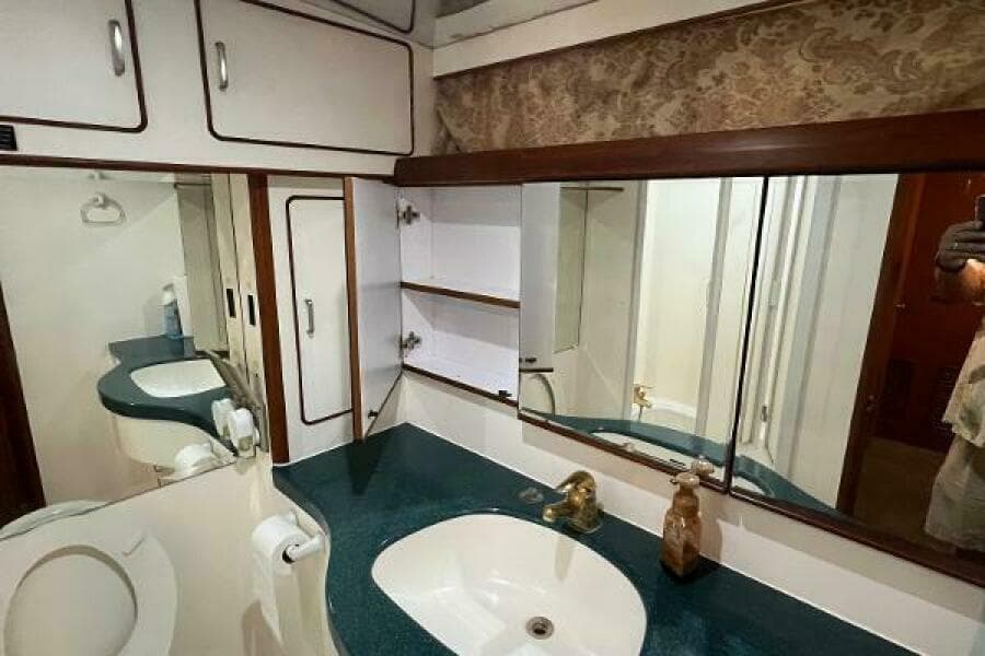1998 Hyatt 51 Aft Cabin MY