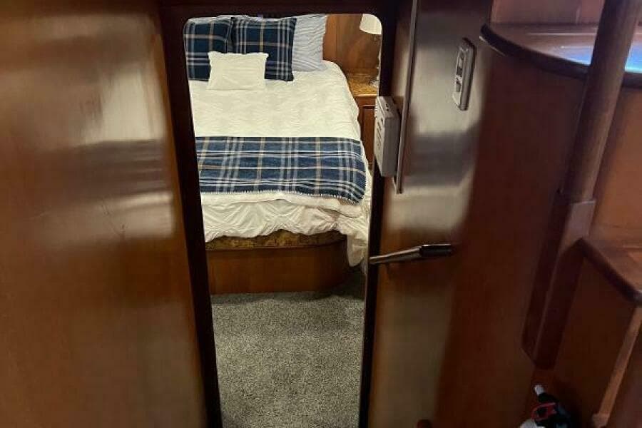1998 Hyatt 51 Aft Cabin MY