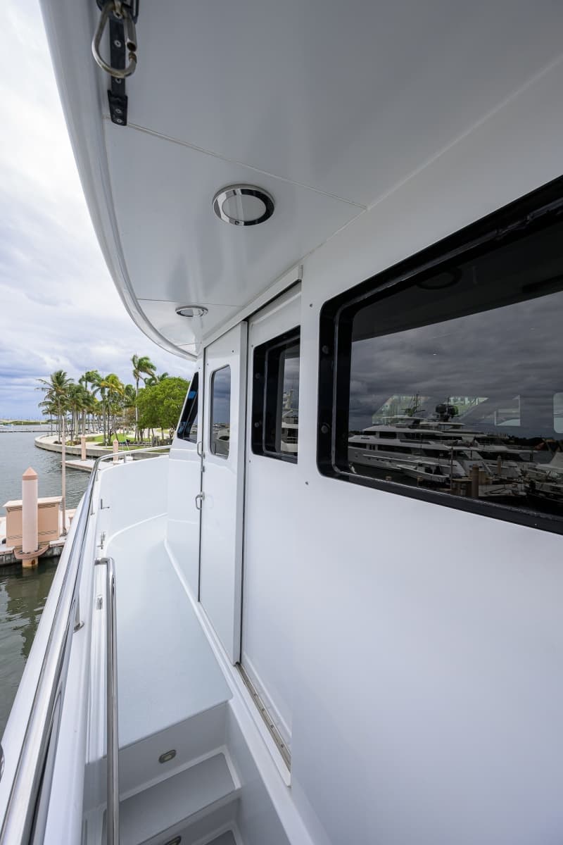 2003 Cheoy Lee Tri-Deck