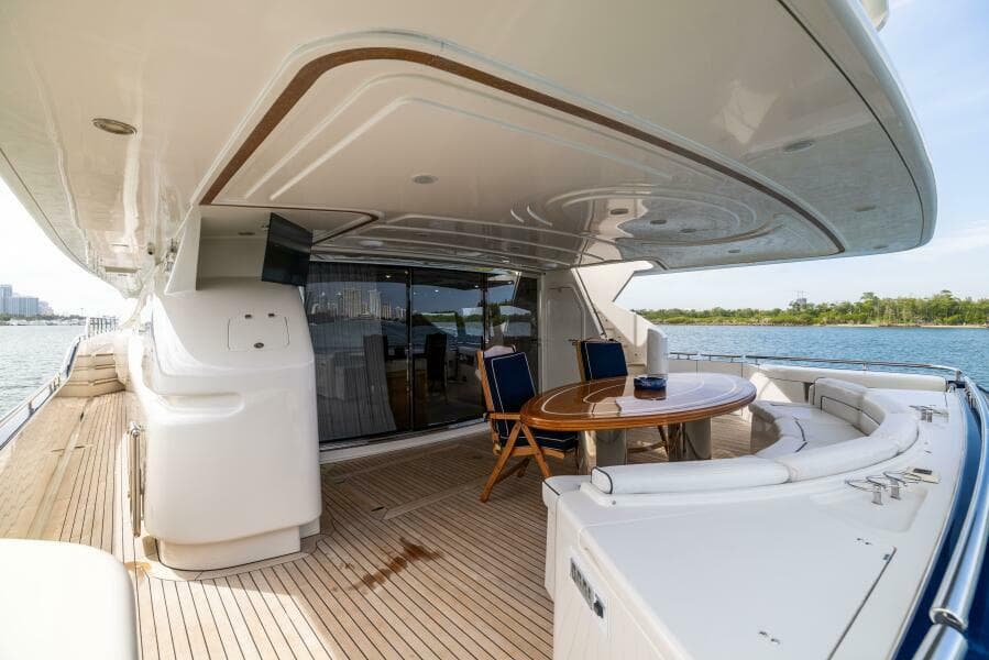 2001 Ferretti 94 Raised Pilothouse - Dreamchaser -Aft Deck