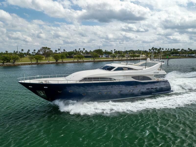 2001 Ferretti Yachts 94 Raised Pilothouse