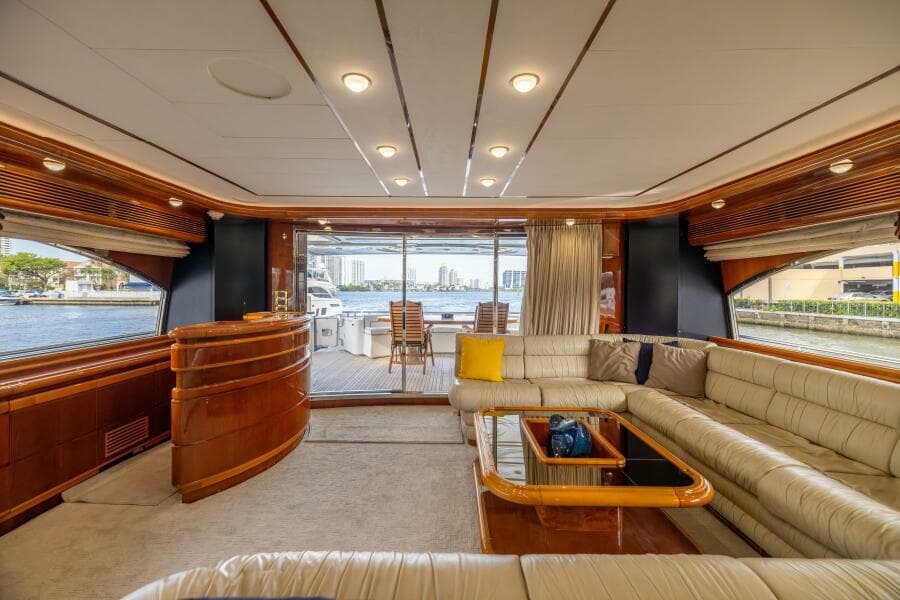 2001 Ferretti 94 Raised Pilothouse - Dreamchaser - Salon